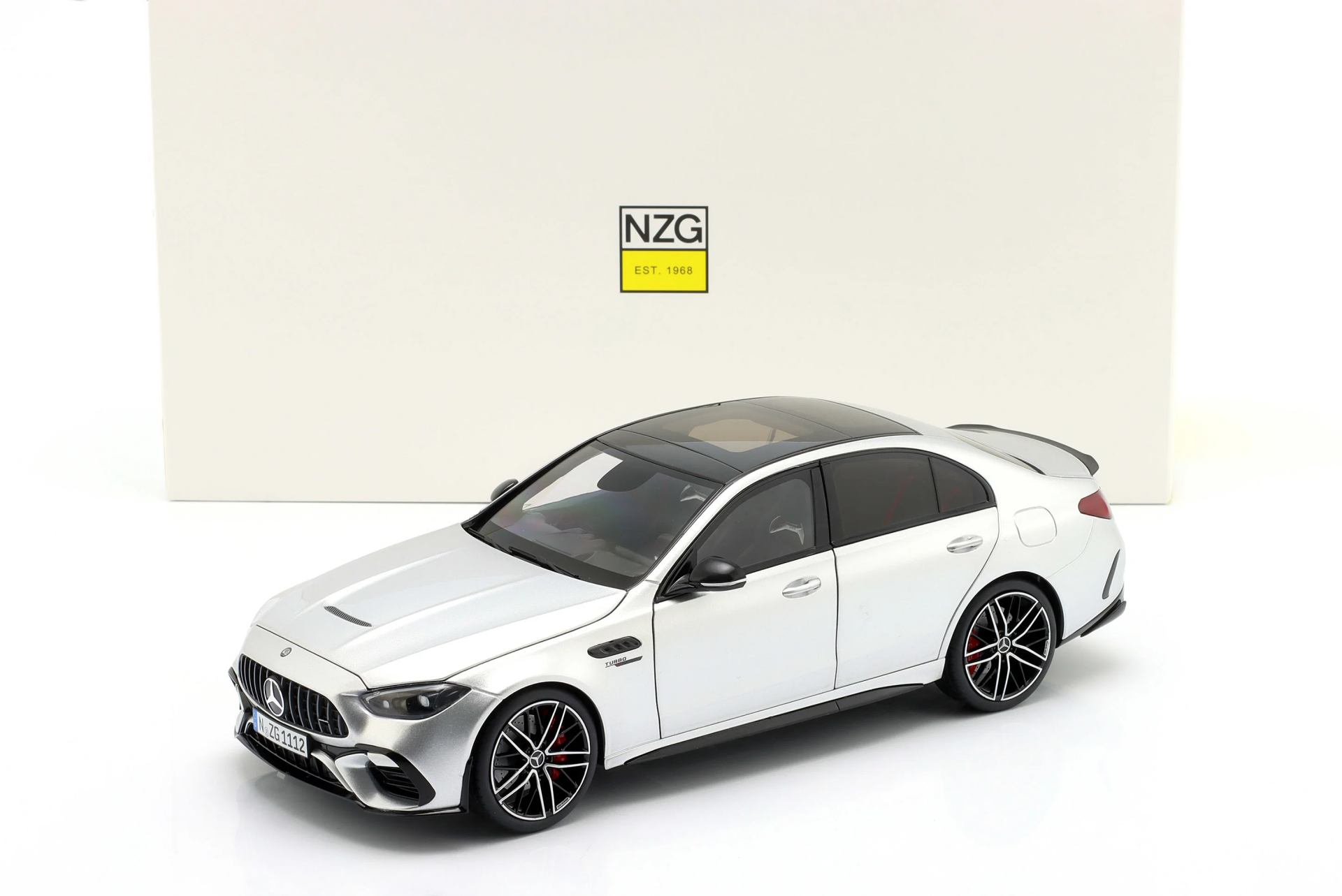 1/18 NZG Mercedes-Benz AMG C 63 S E Performance (W206) year 2024 high-tech silver - 111200055