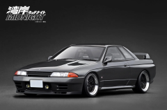 1/18 Ignition Model NISSAN SKYLINE GT-R (R32) Gun Metallic 湾岸MIDNIGHT Reina's R With Ms.Reina Akikawa - IG3595