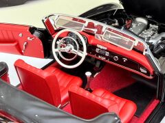 1/18 AUTOART Mercedes Benz 190SL (black) - 76118