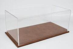 LYRD BOX 1:18 ÖLÇEK HERITAGE COGNAC SERGİLEME STANDI – (COGNAC DİKİŞ) LY117