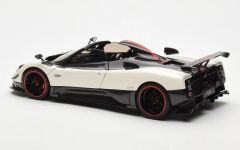 ALMOST-REAL - PAGANI - ZONDA 5 CINQUE ROADSTER 2009