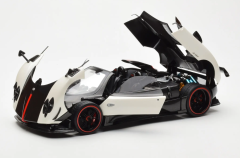 ALMOST-REAL - PAGANI - ZONDA 5 CINQUE ROADSTER 2009