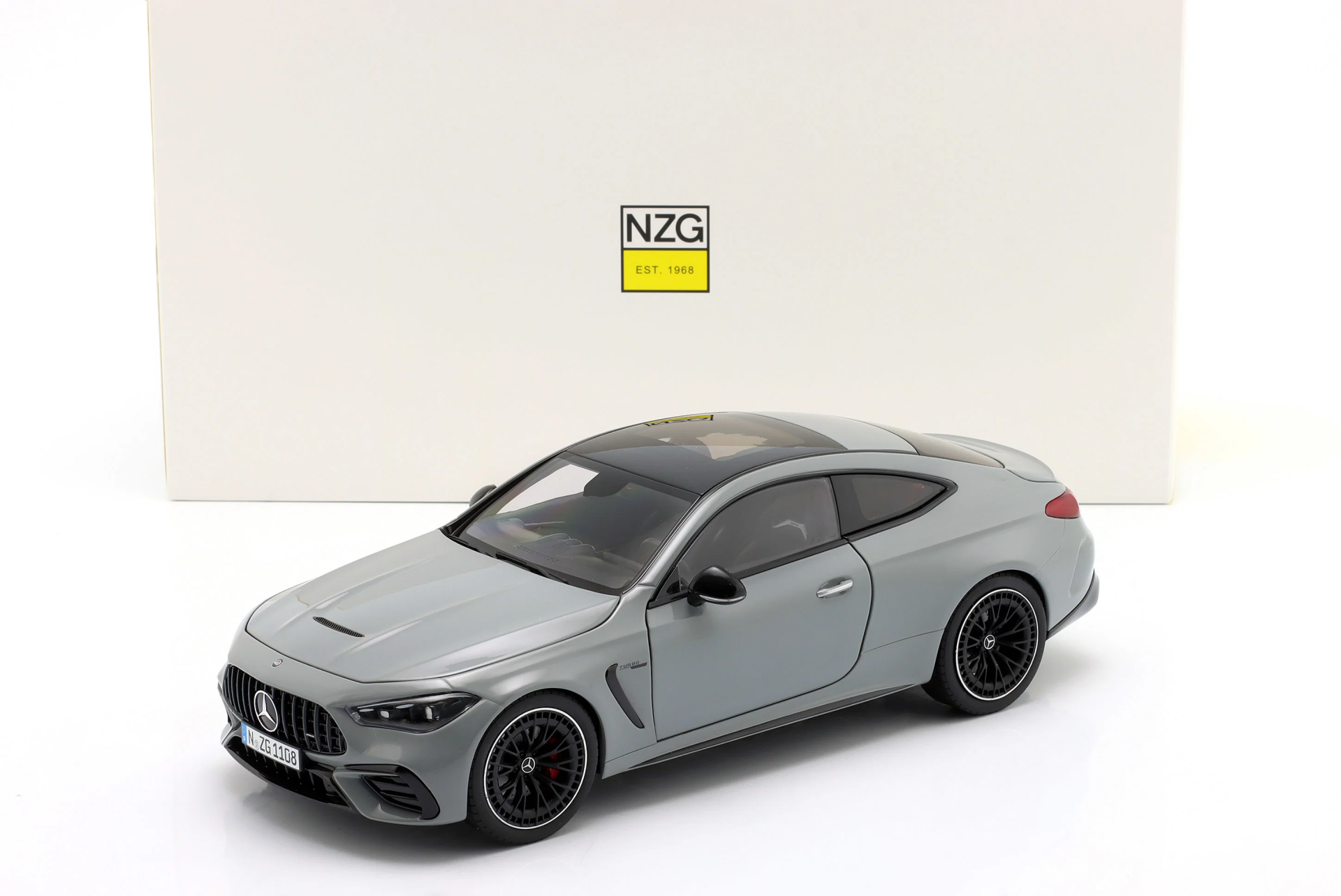 1/18 NZG Mercedes-Benz AMG CLE 53 4Matic+ Coupe 2024 Alphin Grey - 110800059