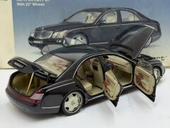 1/18 AUTOART MERCEDES Maybach 57 SWB - 76154