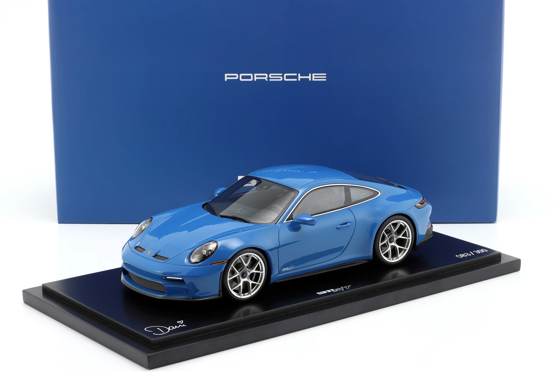 1/18 SPARK Porsche 911 (992) S/T Special request Daniblue - WAP0214220T0ST