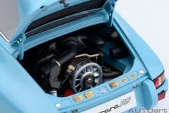 1/18 AUTOART - PORSCHE - 911 CARRERA RS 2.7 COUPE 1973