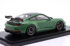 1/18 SPARK Porsche 911 GT3 (992) Manthey Kit 2024 auratium green - WAP0213030TGT3