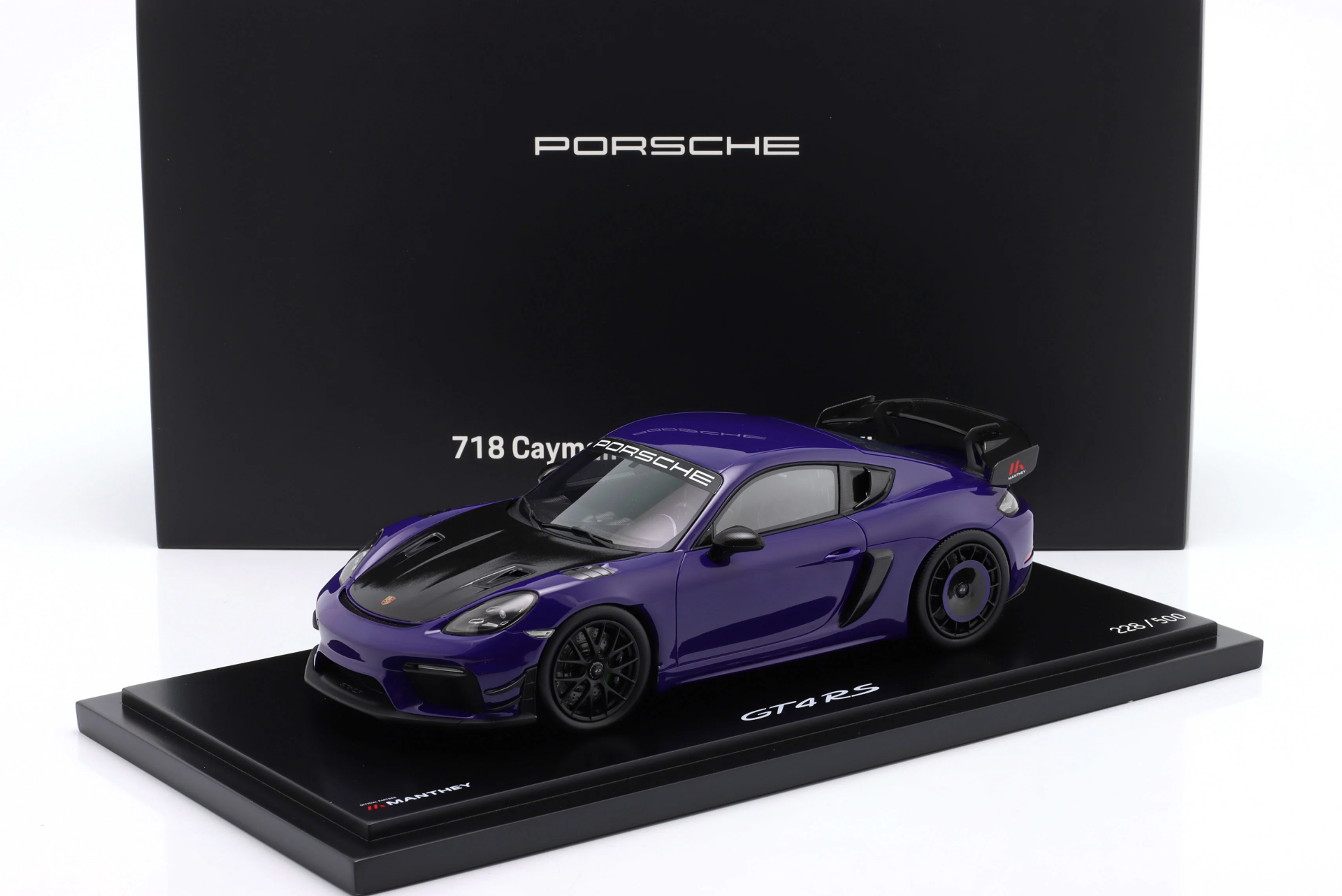 1/18 SPARK Porsche 718 Cayman GT4 RS (982) Manthey Kit 2024 ultraviolet - WAP0216030TCAY