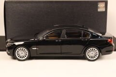 1/18 KYOSHO - BMW - 7-SERIES 750Li FACELIFT (RESTYLING) 2013