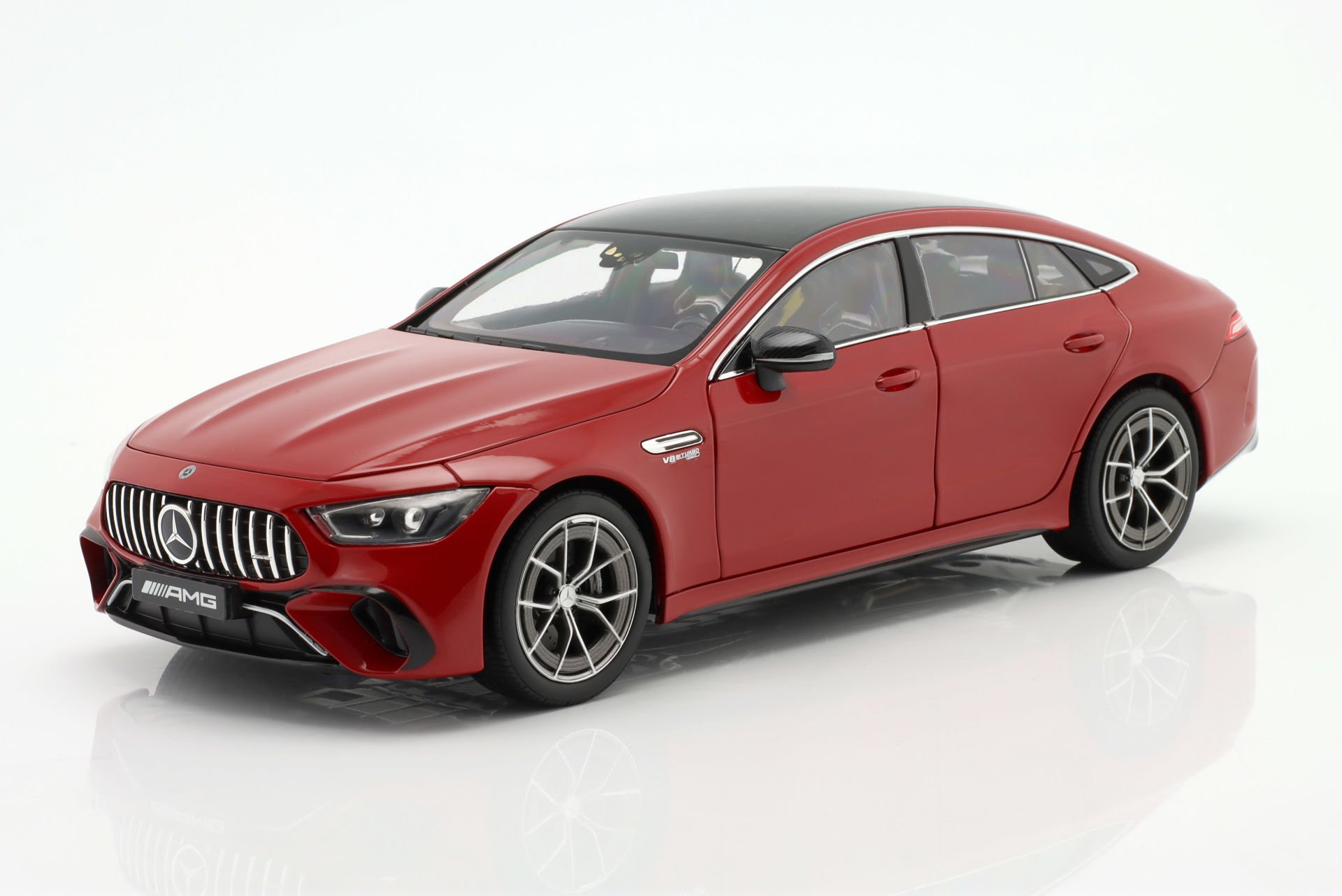 norev-1-18-mercedes-benz-amg-