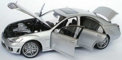 1/18 AUTOart Mercedes-Benz S 63 AMG (W221)  - B66962381