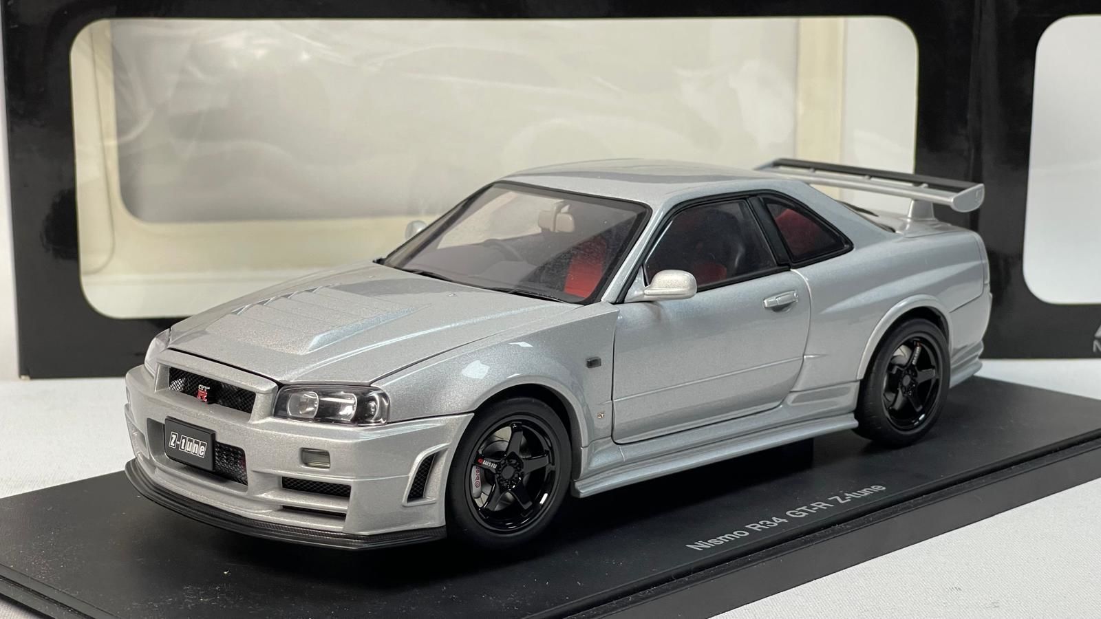 AUTOART - NISSAN - SKYLINE GT-R (R34) NISMO Z-TUNE 2007
