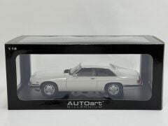 1/18 AUTOart JAGUAR XJ-S XJS COUPE WHITE - 73576
