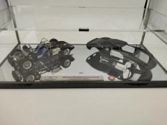 1/18 CMC - FERRARI - 250LM CAR BODY + ROLLING CHASSIS 1963 - CON VETRINA - WITH SHOWCASE