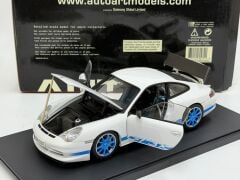 1/18 AUTOART - PORSCHE - 911 (996) GT3 RS 2002 - 80472