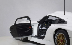 1/18 AUTOART - PORSCHE - 911 GT1 COUPE 1997