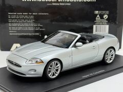 1/18 AUTOart Jaguar XK Cabriolet 2006 Liquid silver metallic - 73636