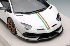 Ön Sipariş - 1/18 Make UP/EIDOLON  Lamborghini Aventador SVJ 2018 White