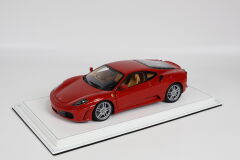 LYRD BOX 1:18 ÖLÇEK ARCTIC PEARL SERGİLEME STANDI – (ICE BLUE DİKİŞ) LY120