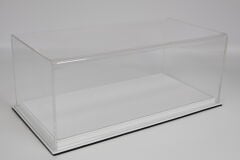LYRD BOX 1:18 ÖLÇEK ARCTIC PEARL SERGİLEME STANDI – (ICE BLUE DİKİŞ) LY120