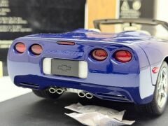 1/18 AUTOart Chevrolet Corvette C5 Convertible Commemorative Edition (Le Mans Blue) -  71152