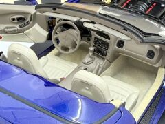 1/18 AUTOart Chevrolet Corvette C5 Convertible Commemorative Edition (Le Mans Blue) -  71152