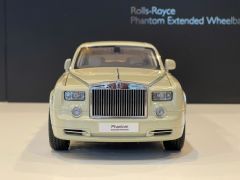 KYOSHO - ROLLS ROYCE - CARARA WHITE PHANTOM EWB LIMOUSINE 2012