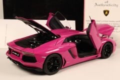 1/18 AUTOART - LAMBORGHINI - AVENTADOR LP700-4 2011