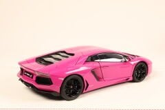 1/18 AUTOART - LAMBORGHINI - AVENTADOR LP700-4 2011