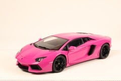 1/18 AUTOART - LAMBORGHINI - AVENTADOR LP700-4 2011