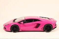 1/18 AUTOART - LAMBORGHINI - AVENTADOR LP700-4 2011