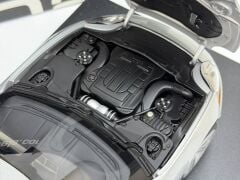 1/18 AUTOart Jaguar XKR Coupe (liquid silver) - 73633