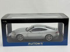 1/18 AUTOart Jaguar XKR Coupe (liquid silver) - 73633