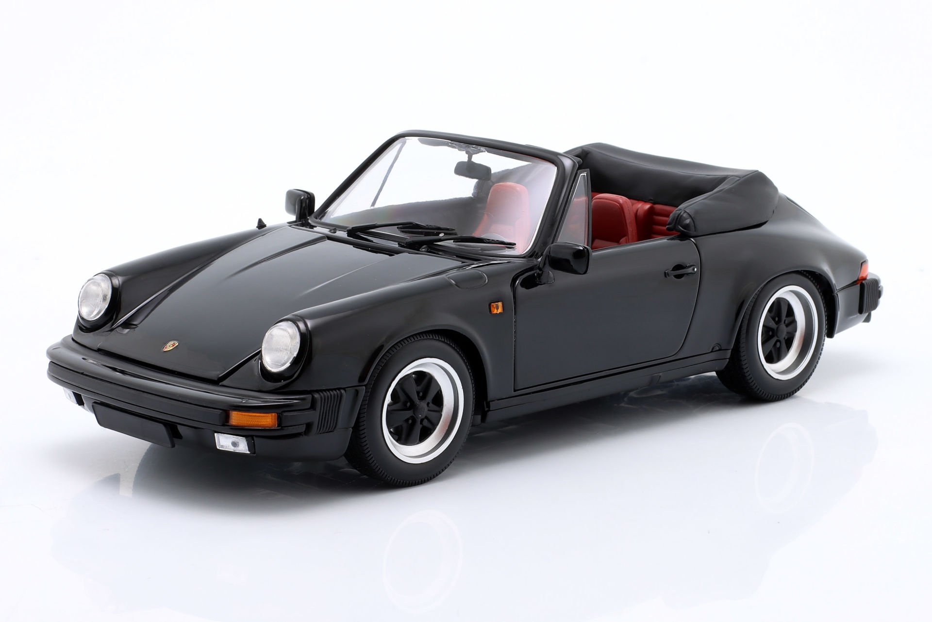 MINICHAMPS - PORSCHE - 911 3.2 CARRERA CABRIOLET 1983