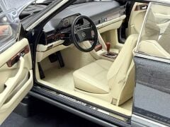1/18 AUTOart Mercedes Benz 500 SEC C126 - 76211