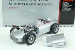 1/18 CMC - MERCEDES BENZ - F1 W196 SPIDER 1955