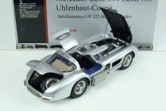 1/18 CMC - MERCEDES BENZ - 300 SLR UHLENHAUT COUPE 1955