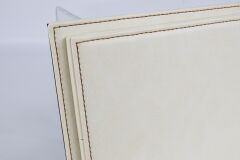 LYRD BOX 1:18 ÖLÇEK IVORY CREAM SERGİLEME STANDI – (COGNAC DİKİŞ) LY130