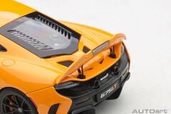 AUTOART - McLAREN - 675LT 2015