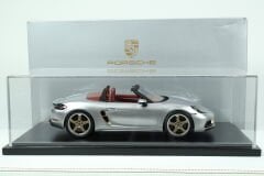 1/18 SPARK-MODEL - PORSCHE - BOXSTER (982) SPIDER 25 JAHRE 2022 - CON VETRINA - WITH SHOWCASE