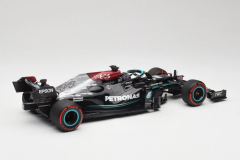 1/18 MINICHAMPS Mercedes W12 100 Poles Spanish GP 2021 Lewis Hamilton - 110210444