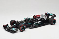 1/18 MINICHAMPS Mercedes W12 100 Poles Spanish GP 2021 Lewis Hamilton - 110210444