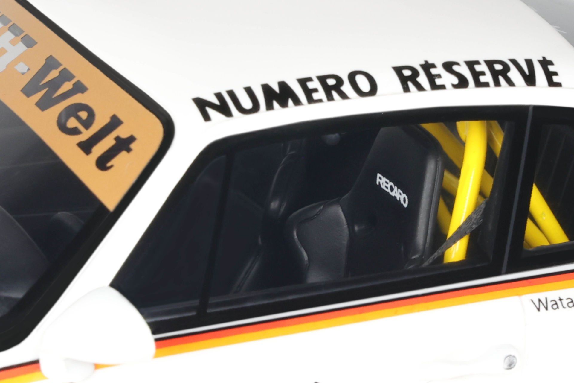 GT Spirit 2023 Porsche 911 993 RWB Bodykit Kato-San No 41 Racing 1:18 GT451