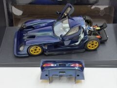 1/18 AUTOart Panoz Esperante GTR-1 street car - 78201