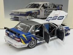 1/18 AUTOart Volvo 850 Sedan BTCC Presentation Car (Rickard Rydell / Tim Harvey) - 89596