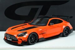 1/18 GT-SPIRIT - MERCEDES BENZ - GT-R AMG V8 BITURBO BLACK SERIES 2021