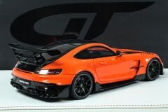 1/18 GT-SPIRIT - MERCEDES BENZ - GT-R AMG V8 BITURBO BLACK SERIES 2021