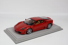 LYRD BOX 1:18 ÖLÇEK ARCTIC WHITE SERGİLEME STANDI – LY147