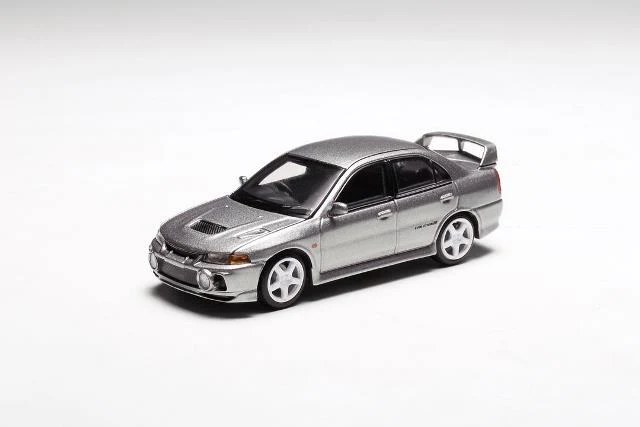 1/64 Motorhelix  Mitsubishi Lancer Evolution IV 4 Steel Silver