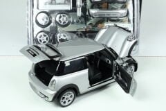 1:18 KYOSHO BMW MINI ONE AERO Dynamics Pakage 08556S